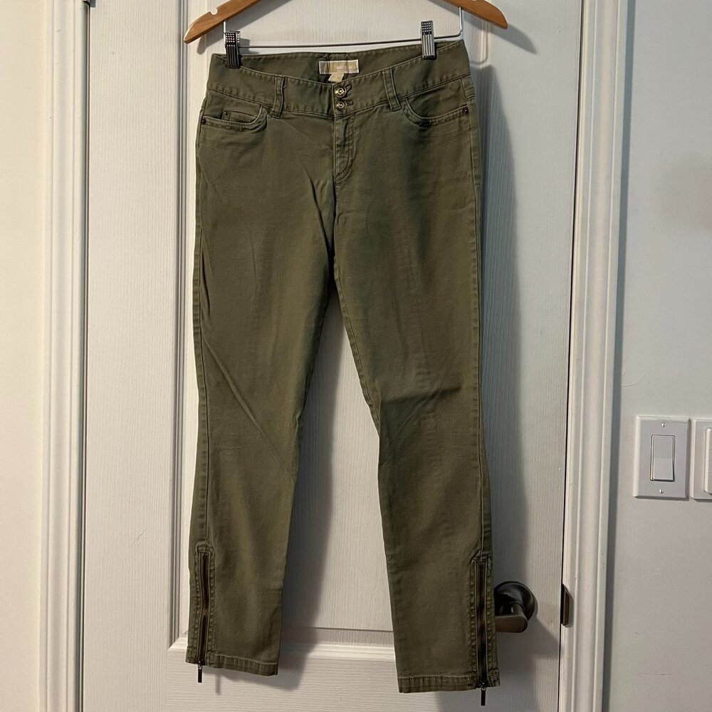 Michael Kors Olive Green Skinny Jeans Gold buttons with zip on hems Size…